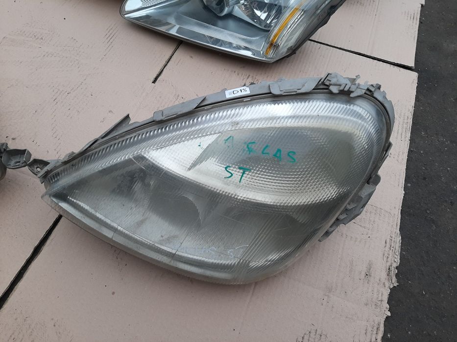 Far / faruri stanga, dreapta Mercedes A Class W168, de Europa
