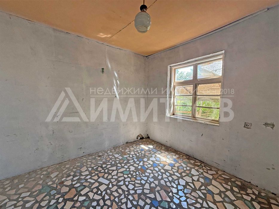 Продава се Къща в с. Могила, Област Шумен - 88 кв.м за 393 €/кв.м - Снимка #11