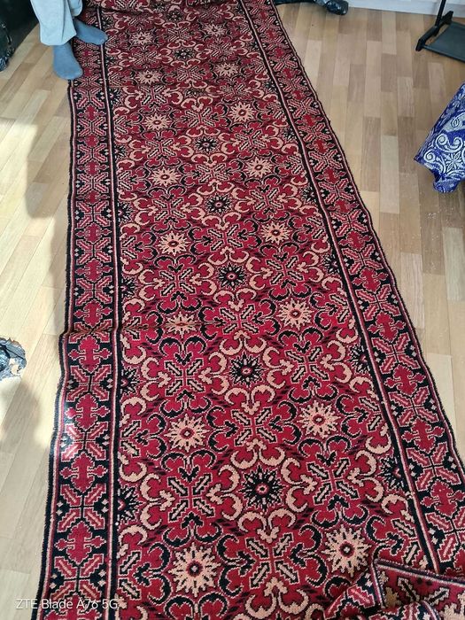 Продавам черга китеници килими и покривало за легло