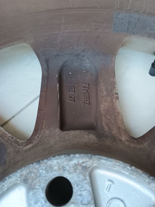 Гуми и джанти 16"