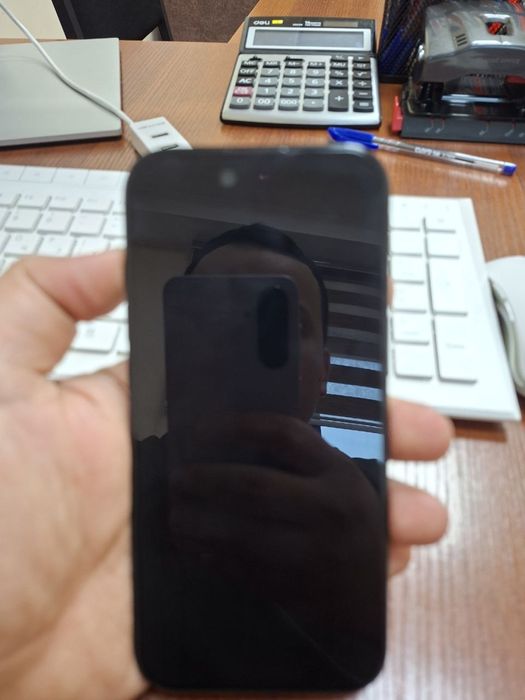 Iphone 17 air qora rangli
