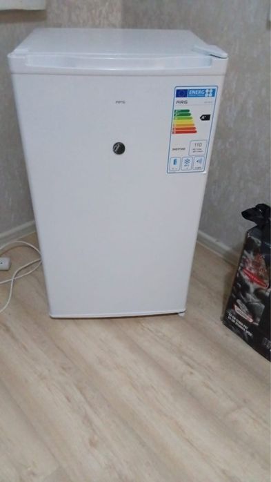 Продается холодильник