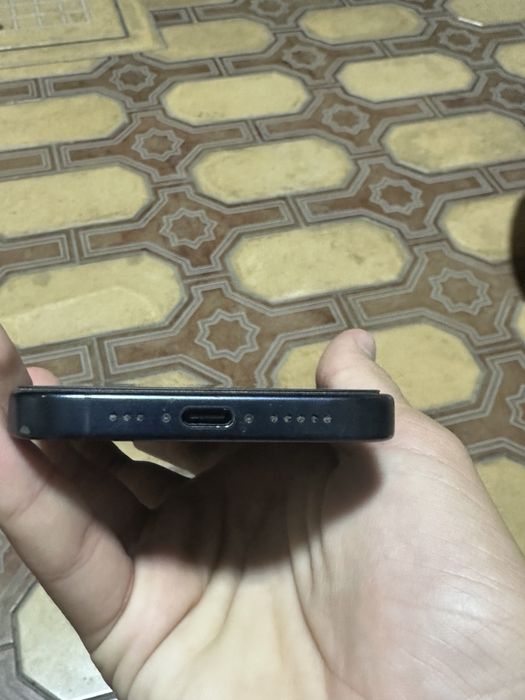 Iphone 15 pro tomnisini rangi