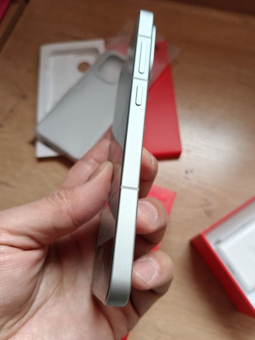 OnePlus 13T, 12/256 gb.