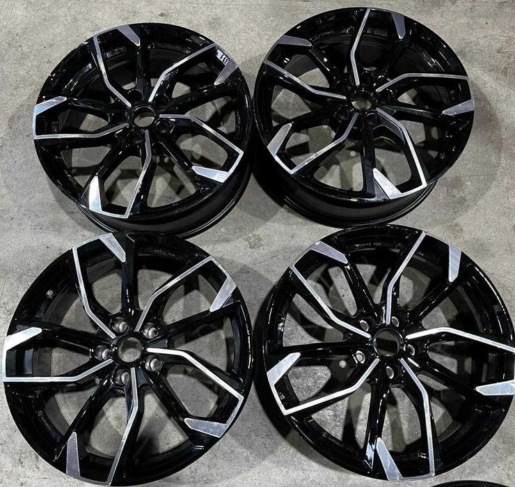 Jante Negre Aliaj Diamond Cut 19 Zoll  ET32