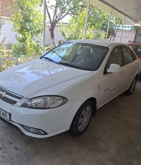 Продам новую машину chevrolet gentra