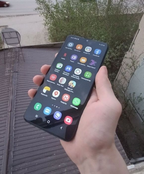 Samsung A20 S черный