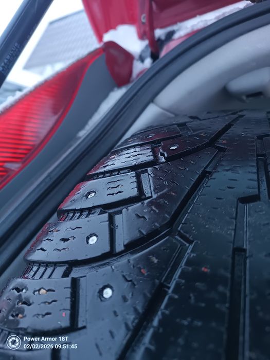 225/60/18 Зимняя резина