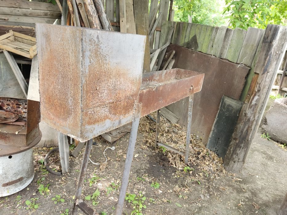 Б/у мангал в отличном состоянии