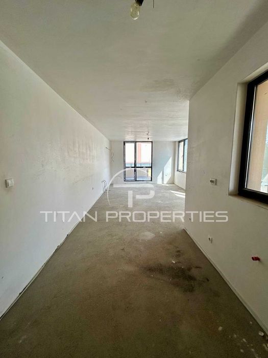 Продава се Тристаен апартамент в Пловдив, Христо Смирненски - 131 кв.м за 1245 €/кв.м - Снимка #2