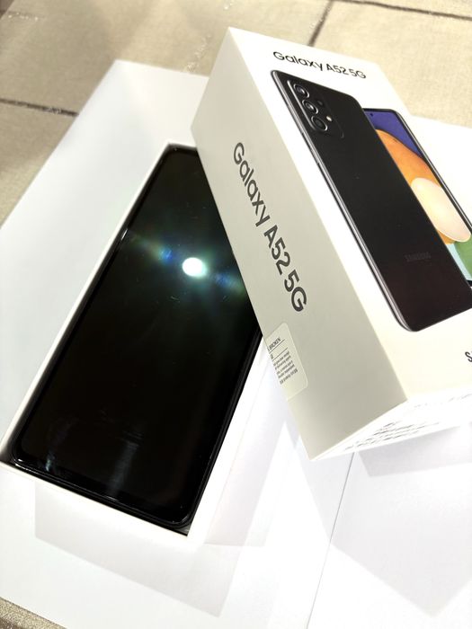 Телефон Samsung Galaxy A52