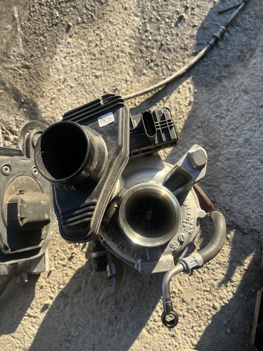 Турбо компресор ф10 ф11 ф15 530д 330д н57д30 258 bmw турбо f10 f11