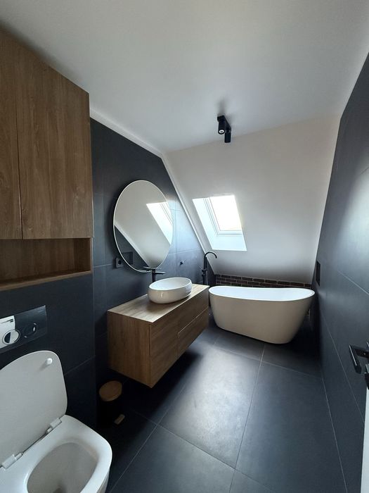 Apartament spațios cu 3 camere, mansardă – Strada Cetății, lângă Jysk