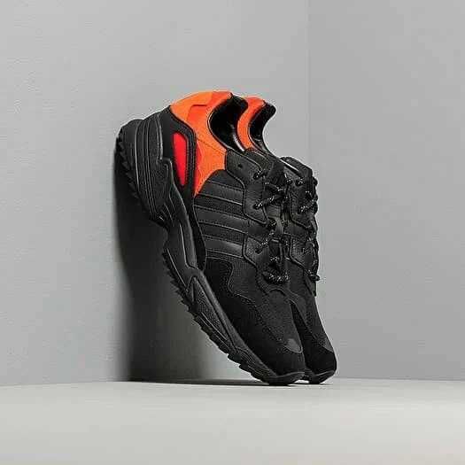 Adidas Yung 96 Trail Нови номер 42 2/3 EE5592