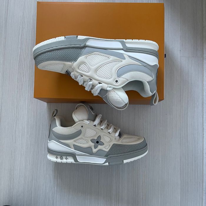 Louis Vuitton Skates Gri Mărimea 43