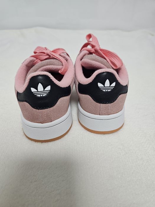 Маратонки за момиче