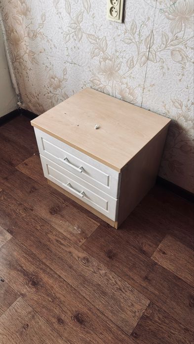 Мебель спальня и детская даром