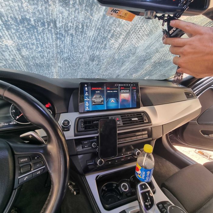 Navigatie android BMW f10 f11 Carplay Waze YouTube