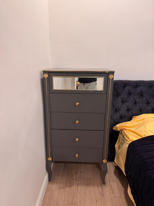 Продам спальный гарнитур