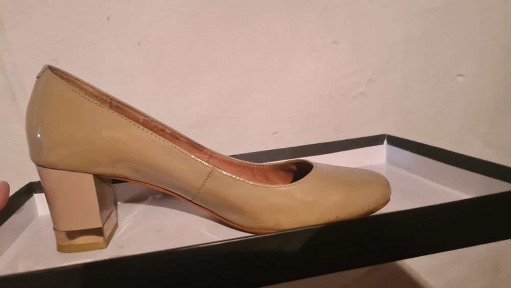 Продам обуви 37,36 размеры