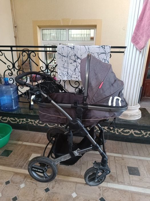 Продам коляску в отличном состоянии.