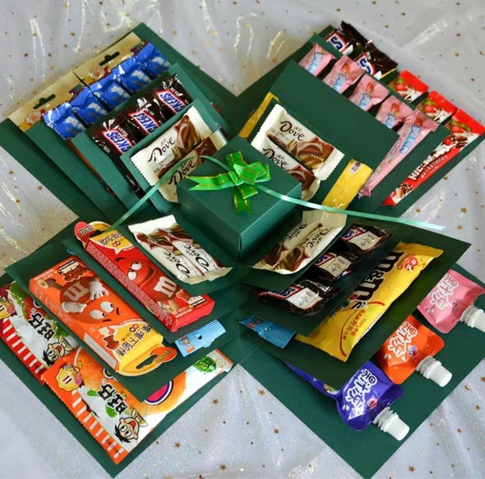 Подарочный box с наполнением сладостей