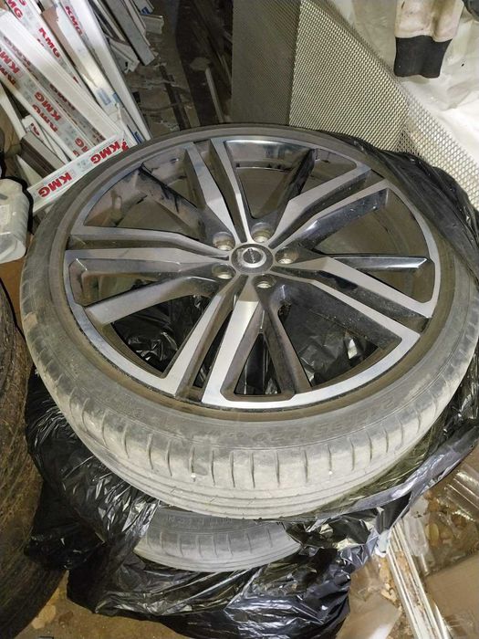 Продавам джанти за Volvo