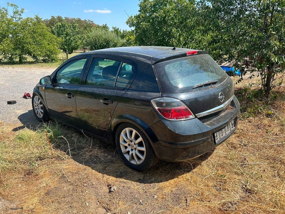 Opel Astra H 1.7cdti 110кс на части