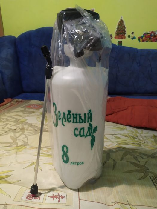 Садовые опрыскиватели.