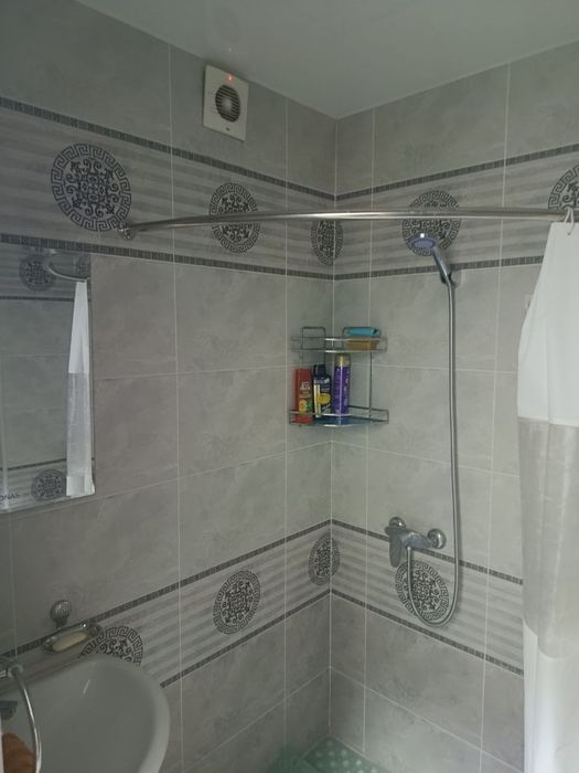 продается 2 комнатная квартира.2хонали квартира сотилади