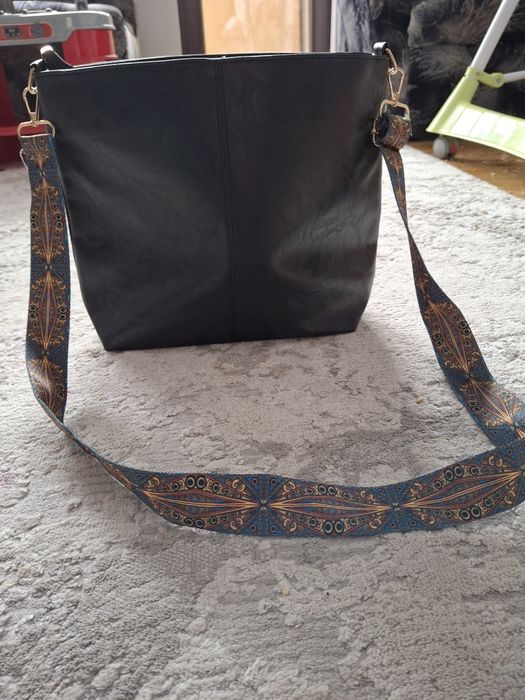 Нова дамска чанта