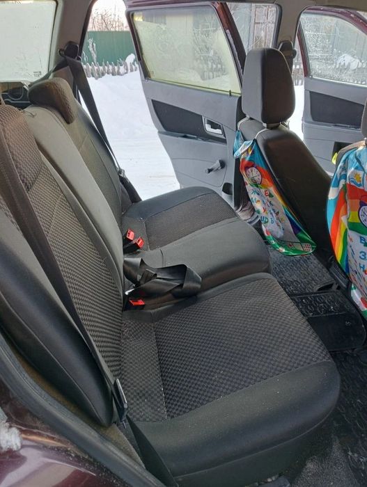 Приора универсал. Не машина, а часть семьи