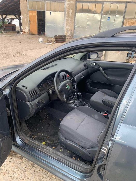 Само на части SKODA Octavia