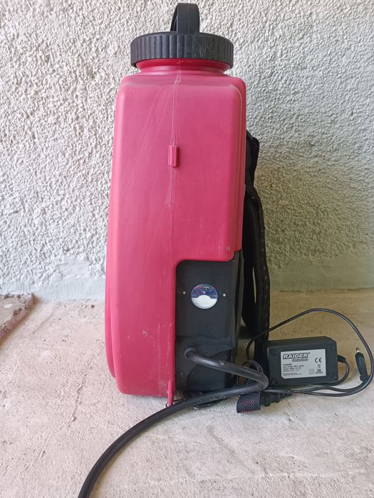 Акумулаторна пръскачка Raider