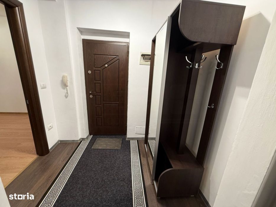 Apartament 3 camere de închiriat | Zonă centrală | Etaj 1