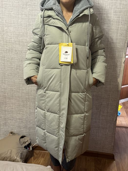 Куртка сатылады новый маған размері үлкен болып қалды зимный қалың