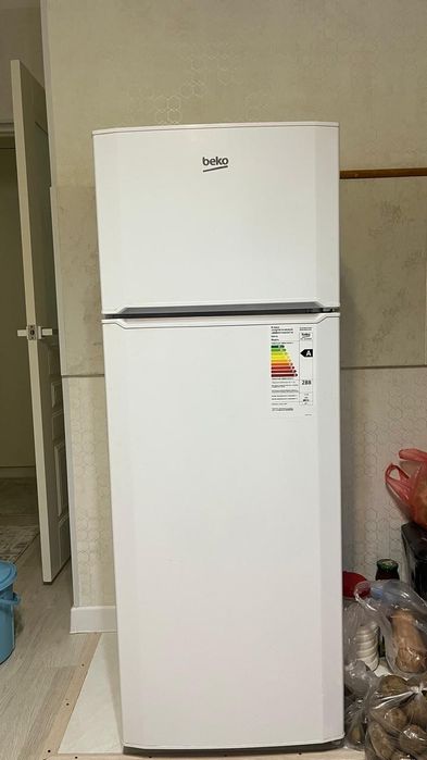 Холодильник бушный но рабочий