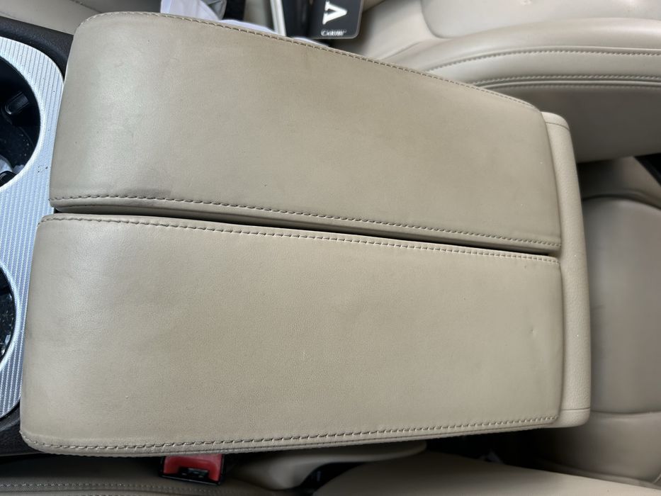 Capace  cotieră Volkswagen Touareg 7P