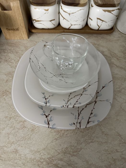 Столовый сервиз