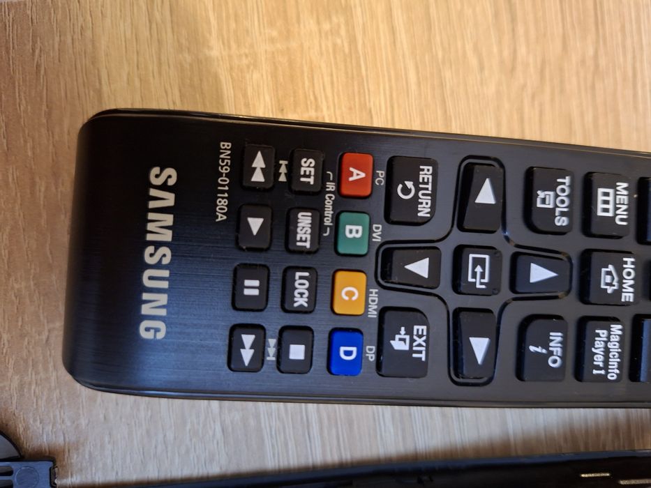 Telecomanda televizor