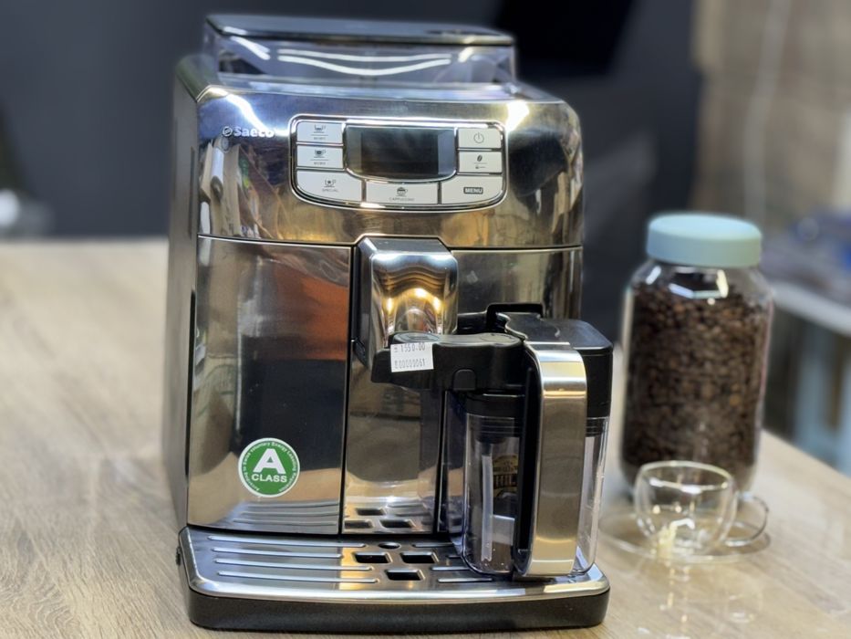 Espresor automat Saeco Intelia capucino inox