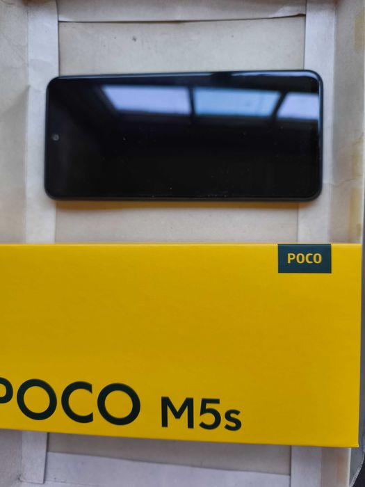 Смартфон Poco M5s