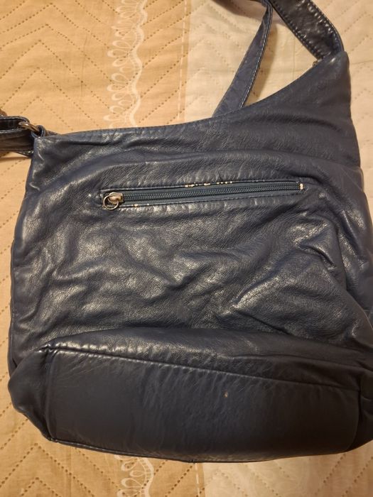 Подарявам четири чанти - лично предаване