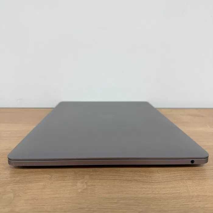 Apple MacBook Pro i5 2017  Отличное состояние