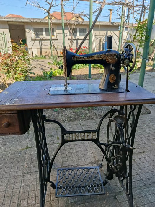 Крачна шевна машина siger