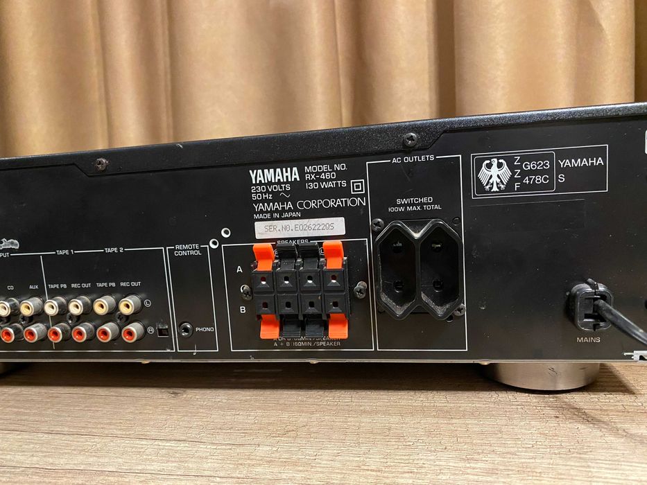 Yamaha RX-460, amplituner