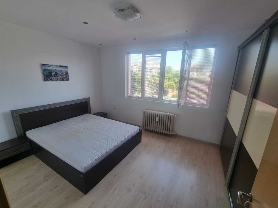 От собственик!Под наем тристаен голям апартамент Кършияка,след ремонт!