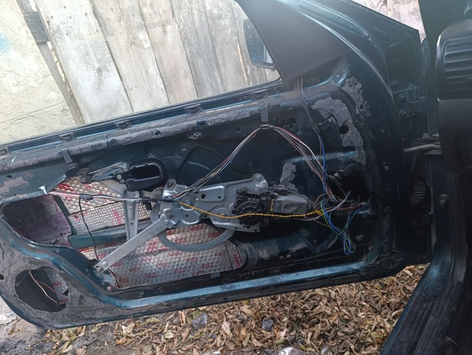 Продам БМВ е36 компакт