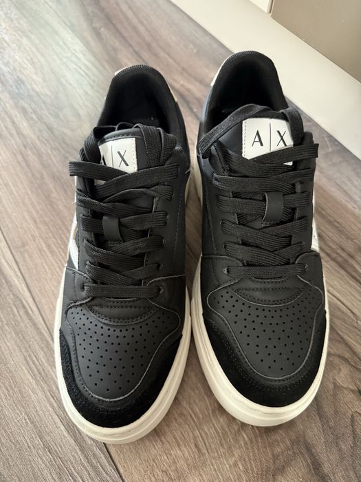Armani Exchange обувки