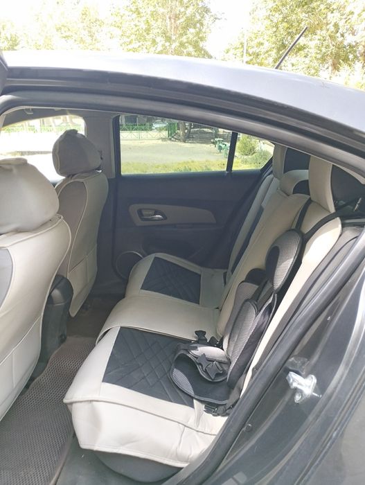 Продам чехлы Chevrolet